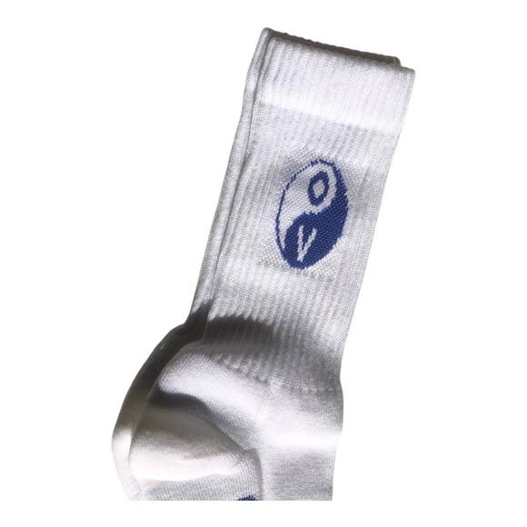 OUTDOOR VOICES NIP Unisex Full Cushion White Blue Graphic Crew Socks - Picture 13 of 15